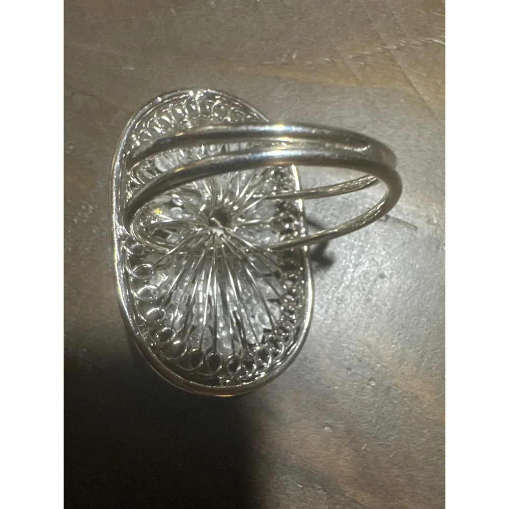 Pier 1 Set of 7 Silver Tone Beaded Filigree Oval Napkin Rings Clear Starburst